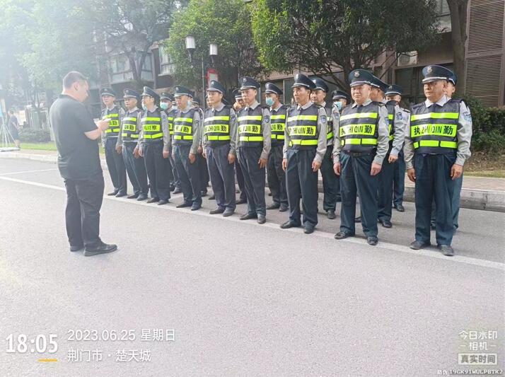 怎么樣才能在襄陽(yáng)獵鷹保安公司更好的完善自己呢？